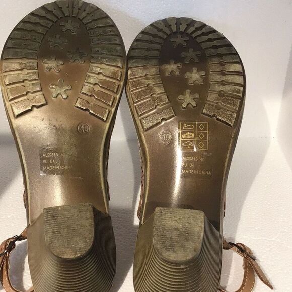 ￼beautiful, hardly worn Alexis, Leroy flower, toe clog size European 40 US 7 to - Picture 8 of 9